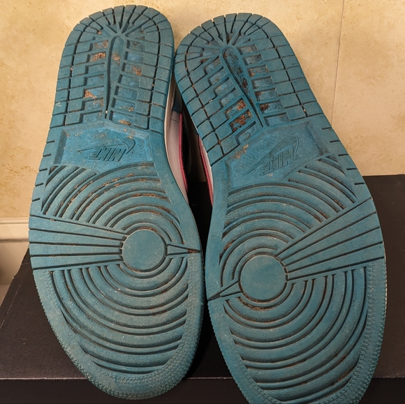 Size 10.5 Nike Air Jordan 1 SE Mid South Beach With Box Turbo Green WORN - Picture 6 of 8